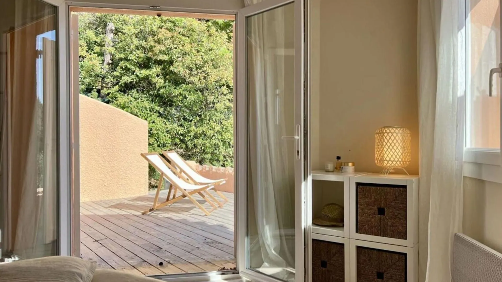 Apartment Welcoming Holiday Home In Hyeres France