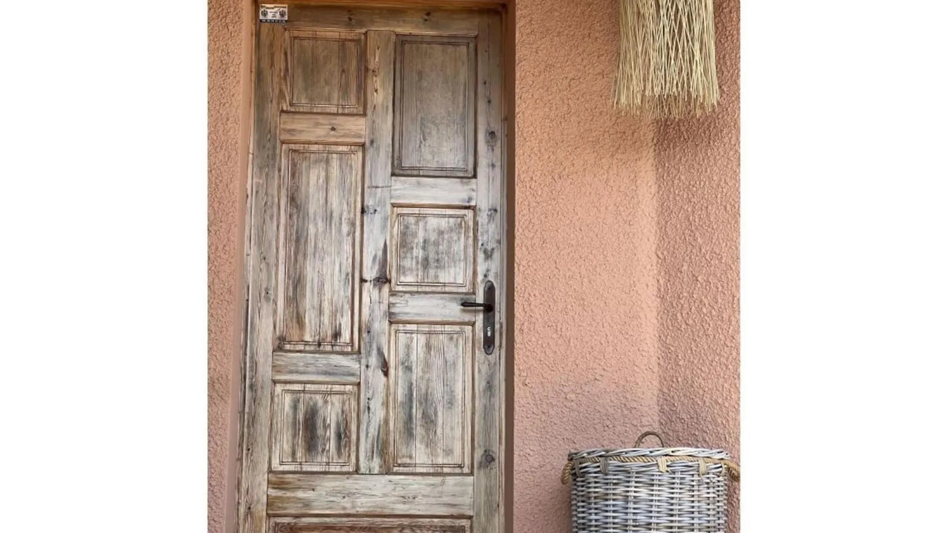 Welcoming Holiday Home In Hyeres Apartment